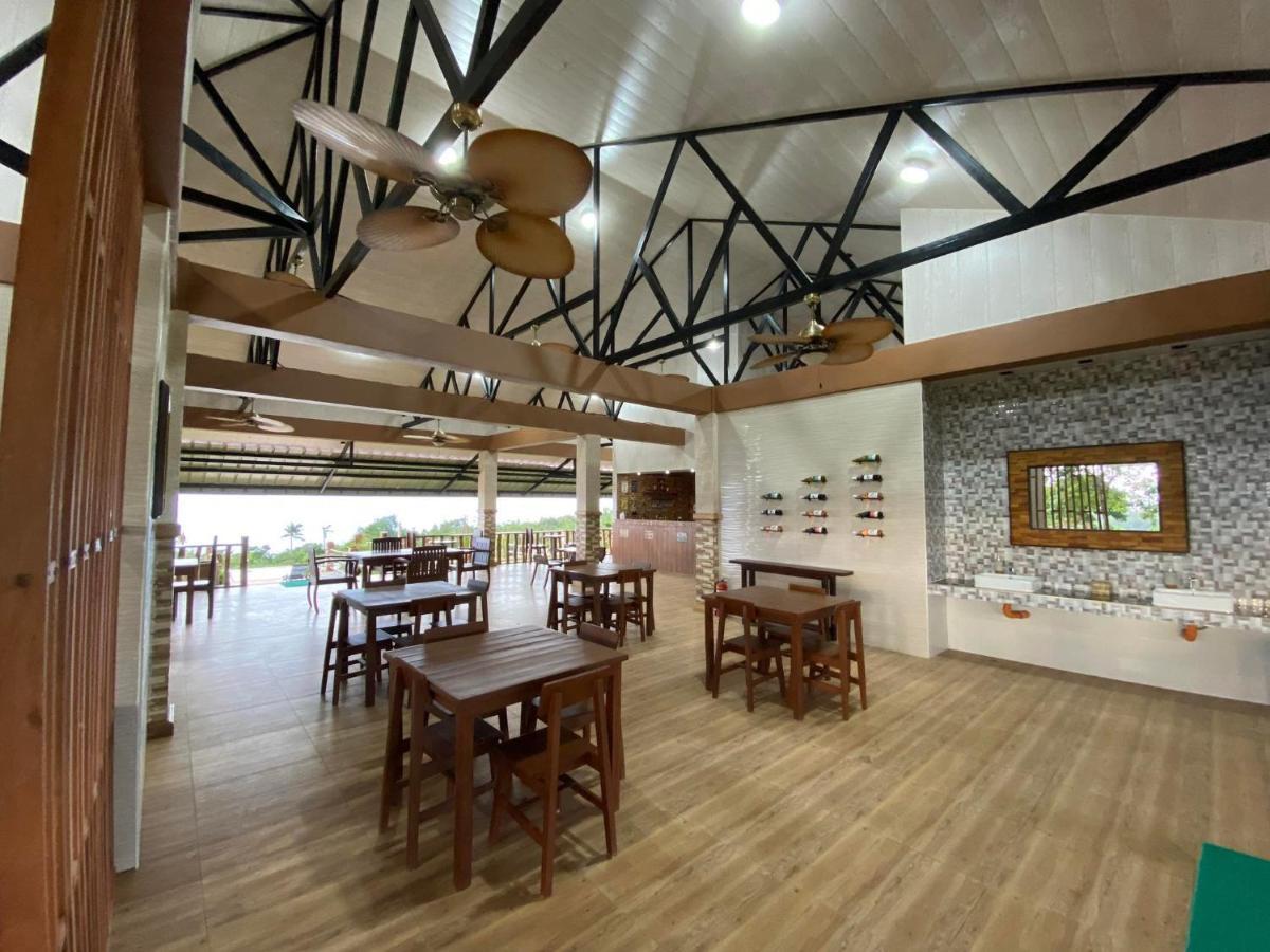 Siquijor Skylodge Mountain Resort Exterior photo